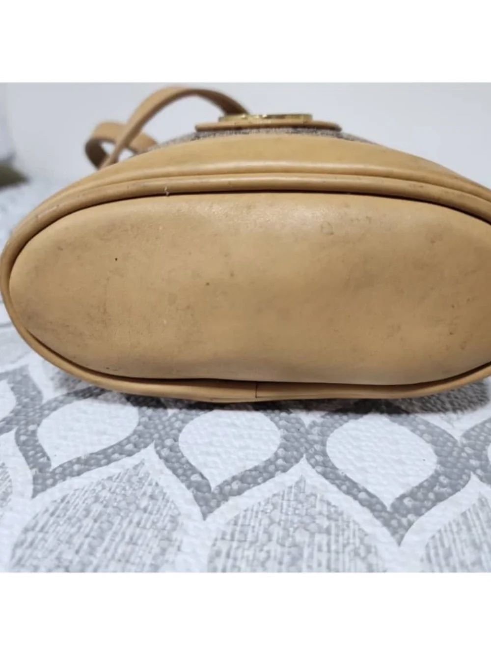 Authentic GUCCI Vintage Monogram Canvas Mini Drawstring Bucket Bag Brown/Beige - Picture 7 of 13